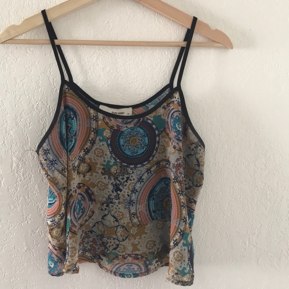 Flowy Cropped paisley Tank - Picture 3 of 9